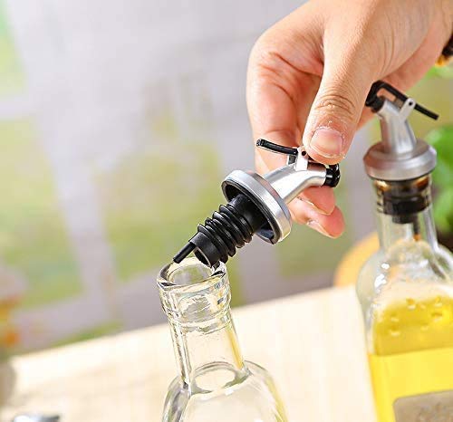 Transparent measuring oil bottle for cooking
