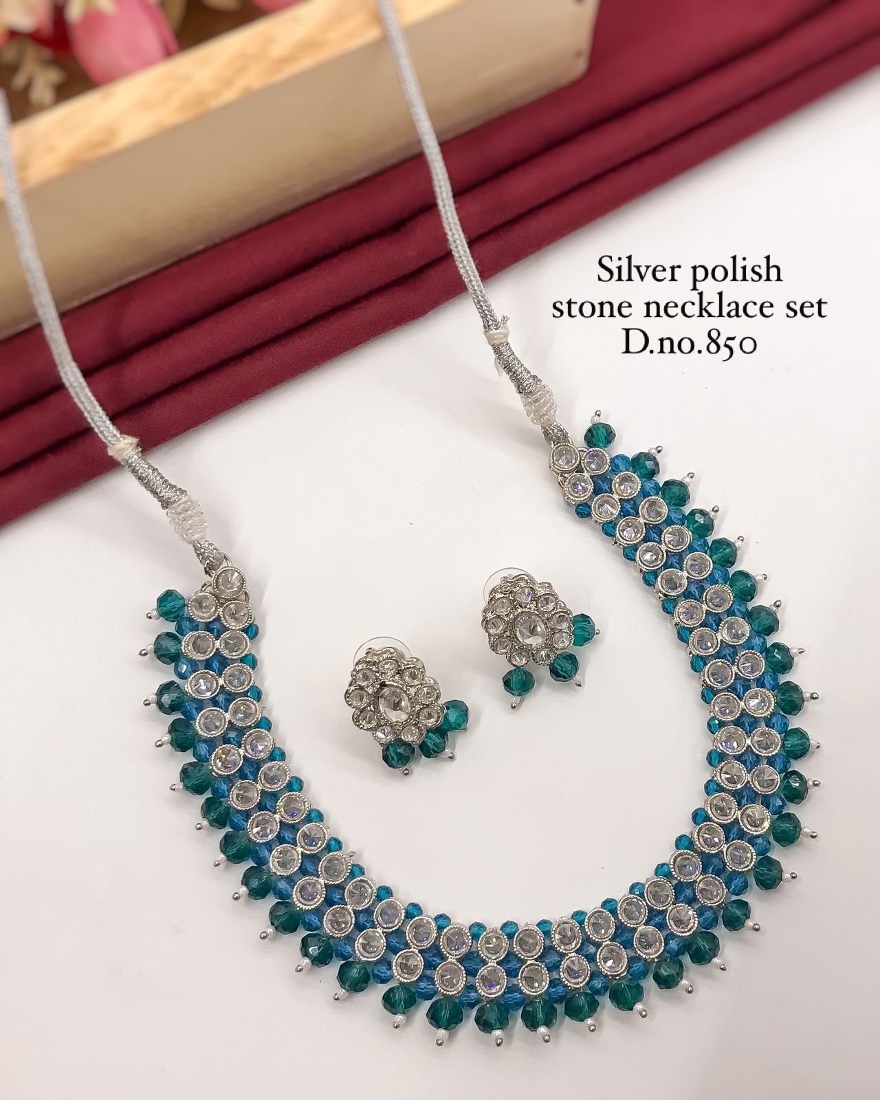 Silver Polish Stone Necklace Set