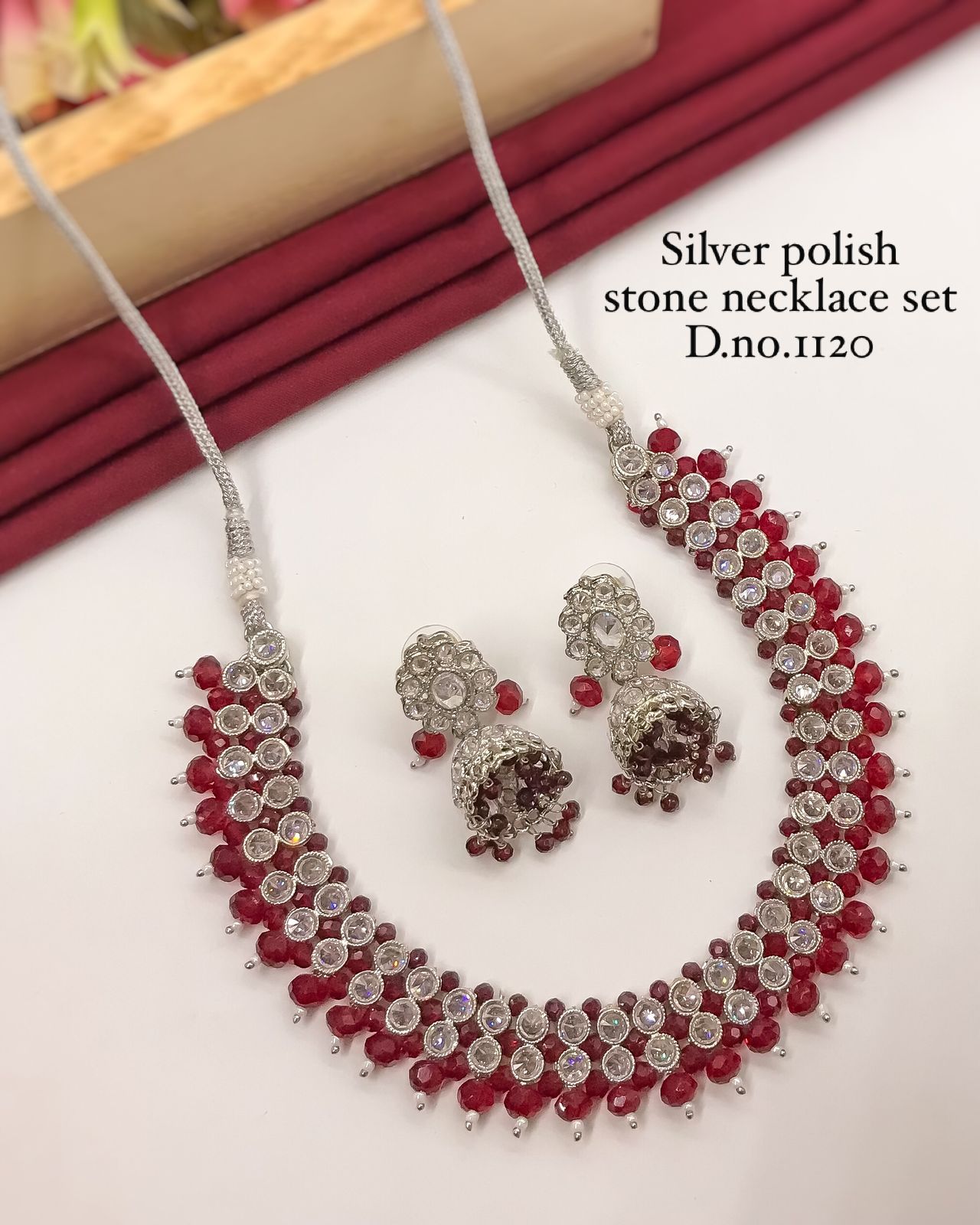 Silver Polish Stone Necklace Set